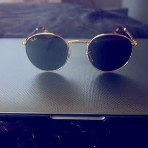 Men’s Ray Ban oval tortoise gold sunglasses